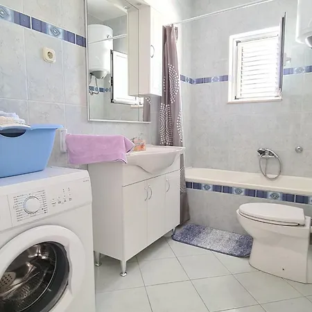 Apartament Varga *