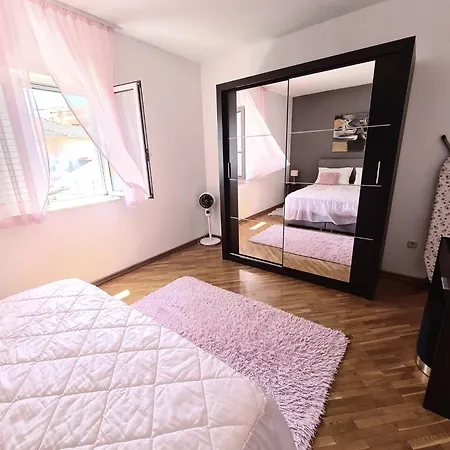 Varga Apartment